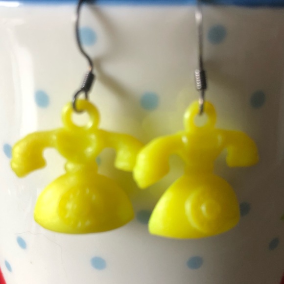 Telephone earrings yellow - Picture 4 of 9
